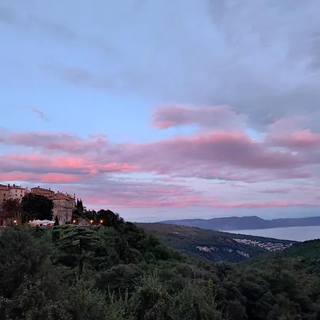 La Perla 아파트 *